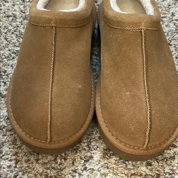 Target Tan Plush Slip-On Slippers - Picture 6 of 6